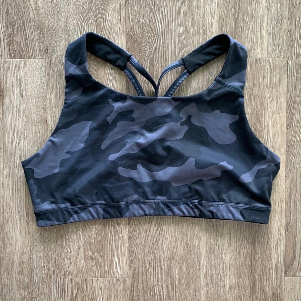 Old Navy Strappy Sports Bra Black Camo Medium Support‎ Size XXL
